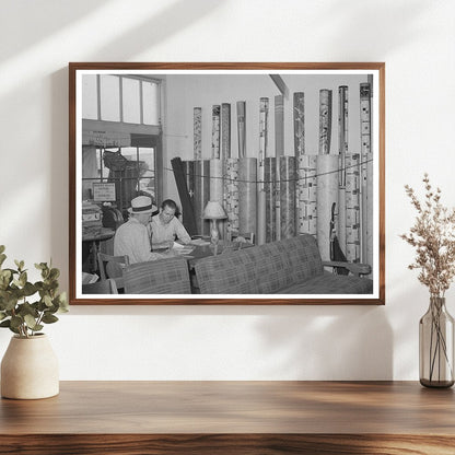 Furniture and Linoleum at Cooperative Phoenix 1940