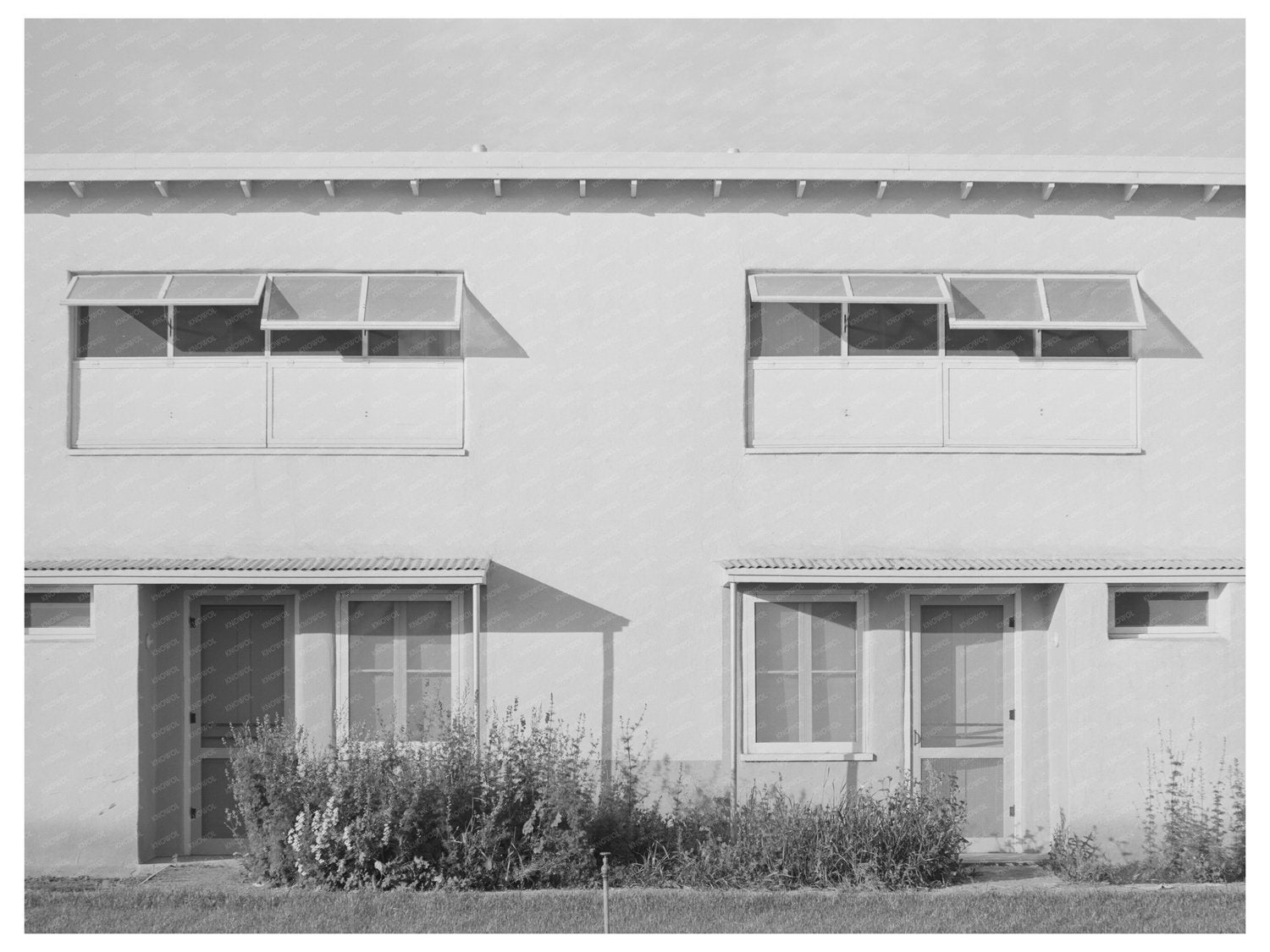 1940 Apartment House at Arizona Farms in Chandler Unit