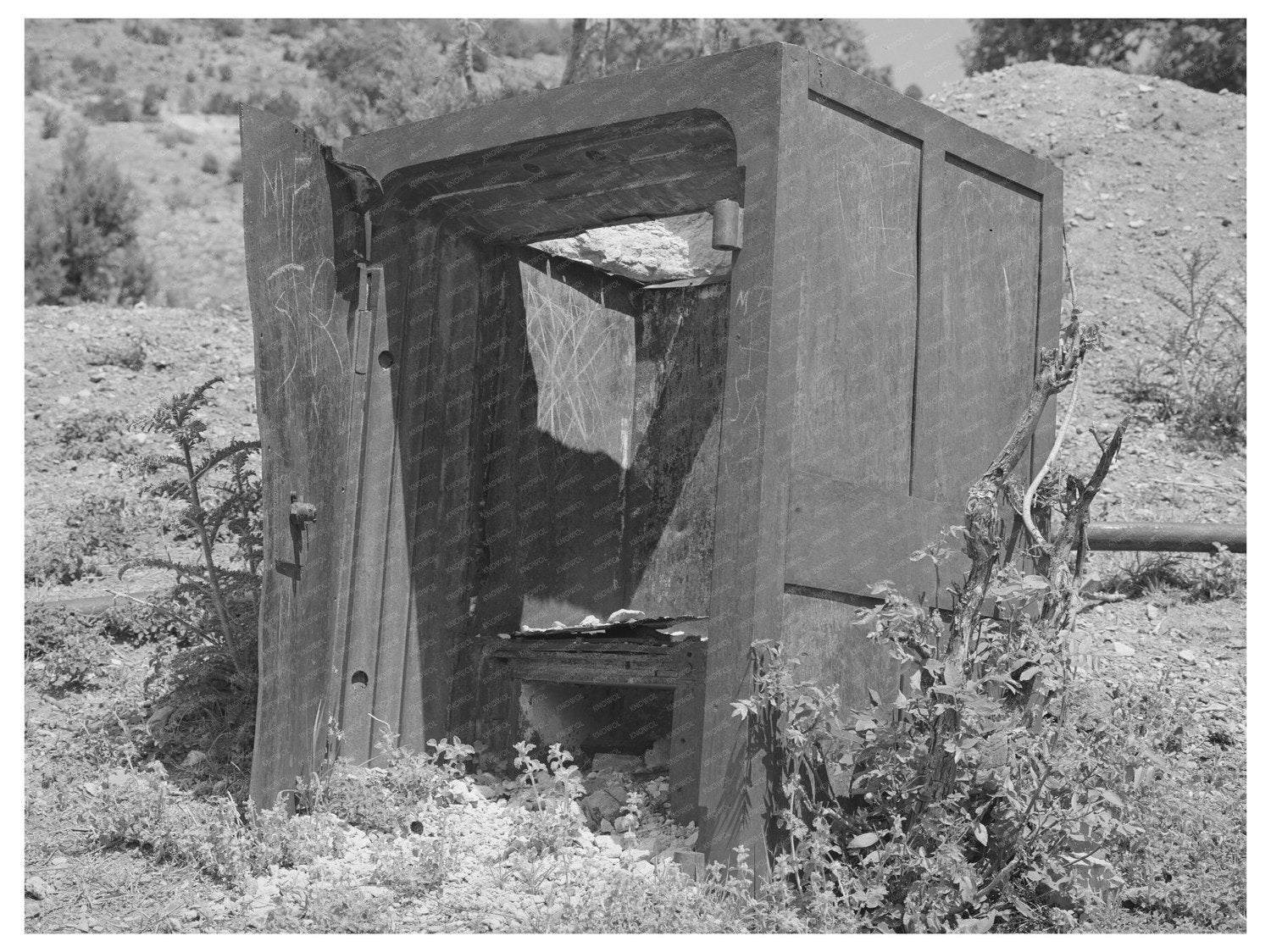 Vintage Safe Remains Georgetown New Mexico May 1940