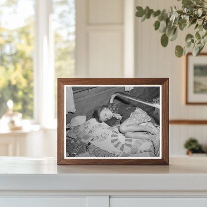 Josie Caudill Sleeping at Forty-two Party Pie Town 1940