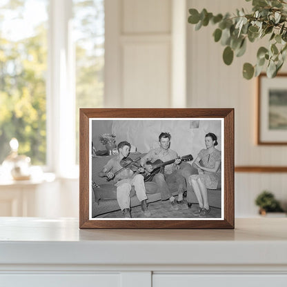 1940 Vintage Photograph of Farmers in Pie Town New Mexico