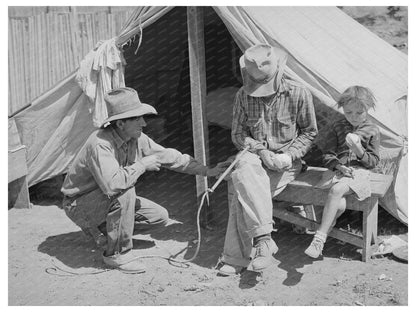 Faro Caudill Family in Pie Town New Mexico 1940