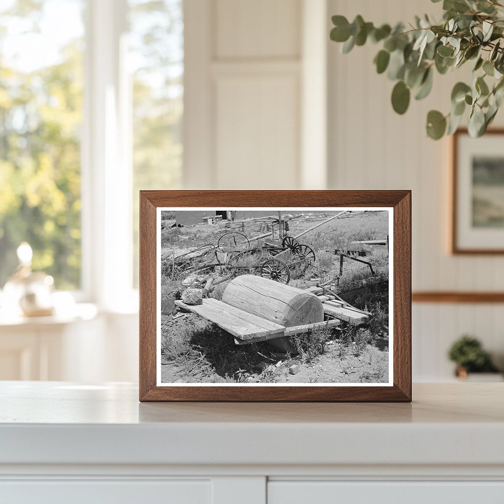 Wooden Roller in Amalia New Mexico 1940