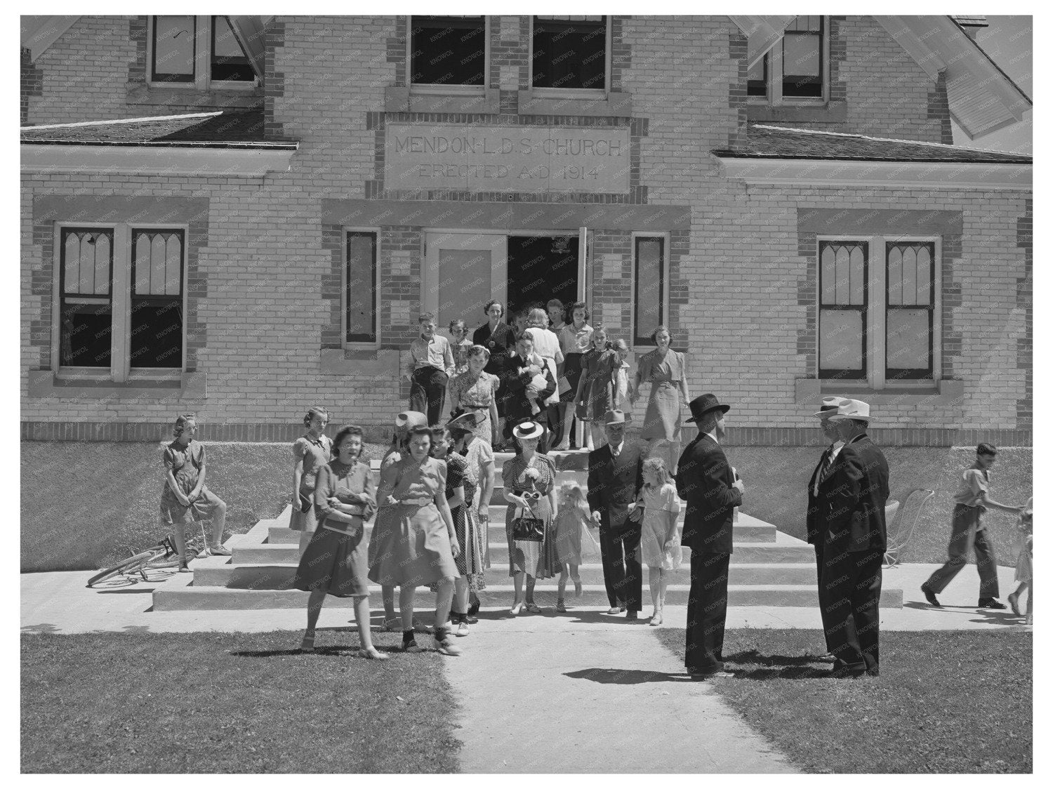 1940 Latter-day Saints Church Congregation in Mendon Utah