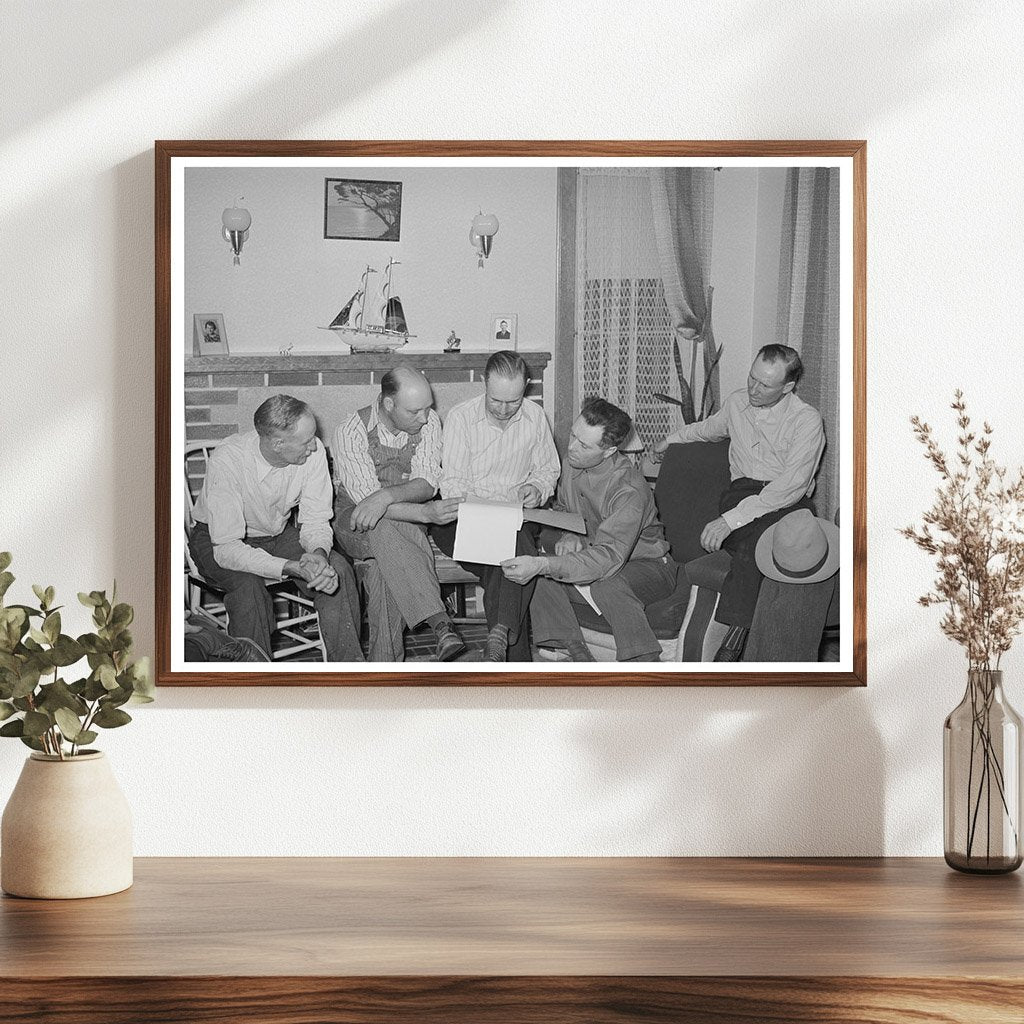 1940 County Supervisor Reviewing FSA Records Utah