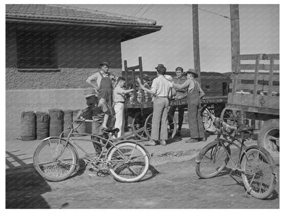 Montrose Colorado Newsboys at Railroad Station September 1940