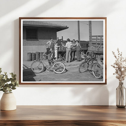 Montrose Colorado Newsboys at Railroad Station September 1940