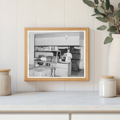 Earl Fruit Company Ranch Kitchen Kern County 1940