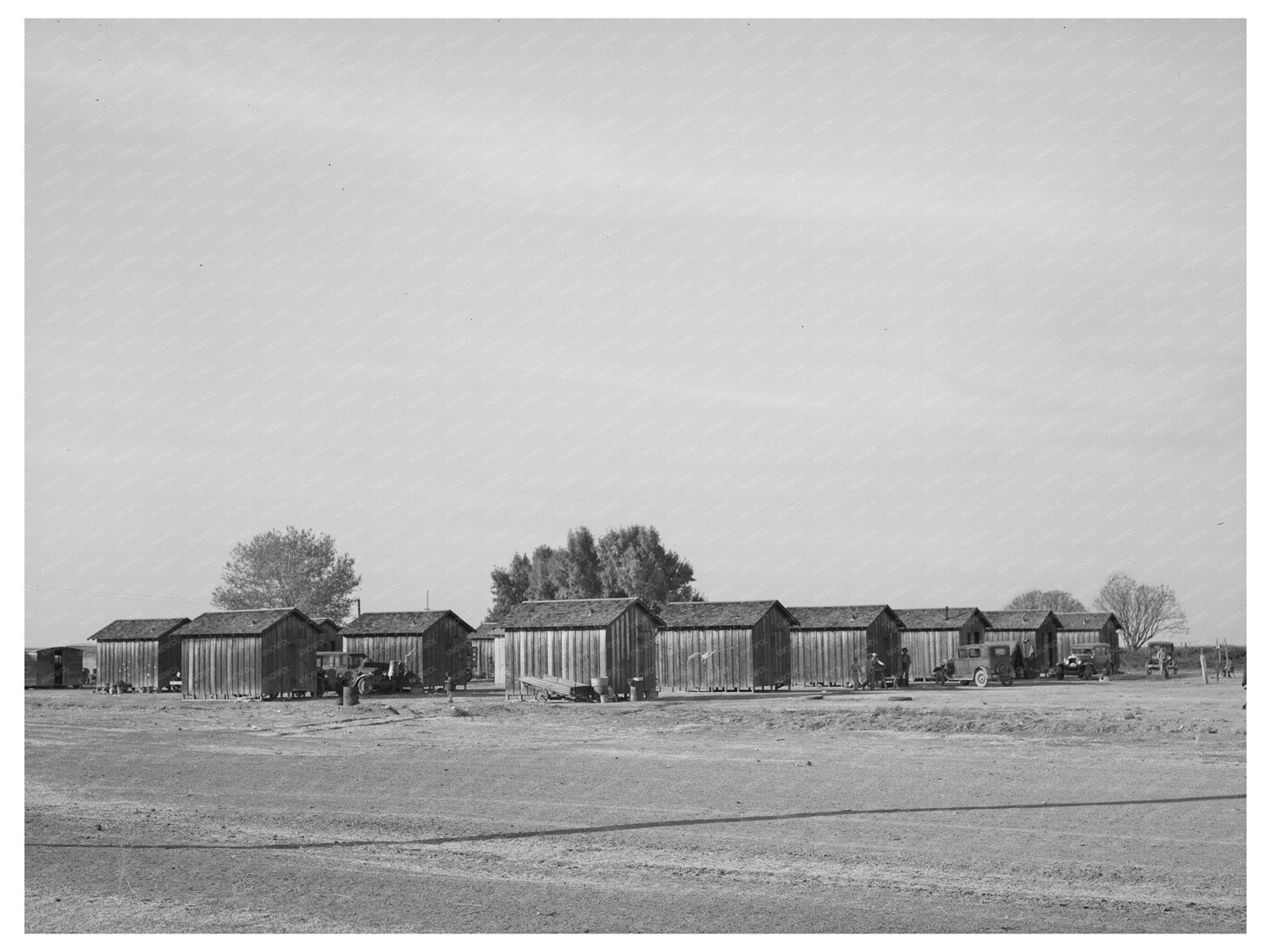 1944 Housing for Mexican Transient Workers in Mendota California – KNOWOL