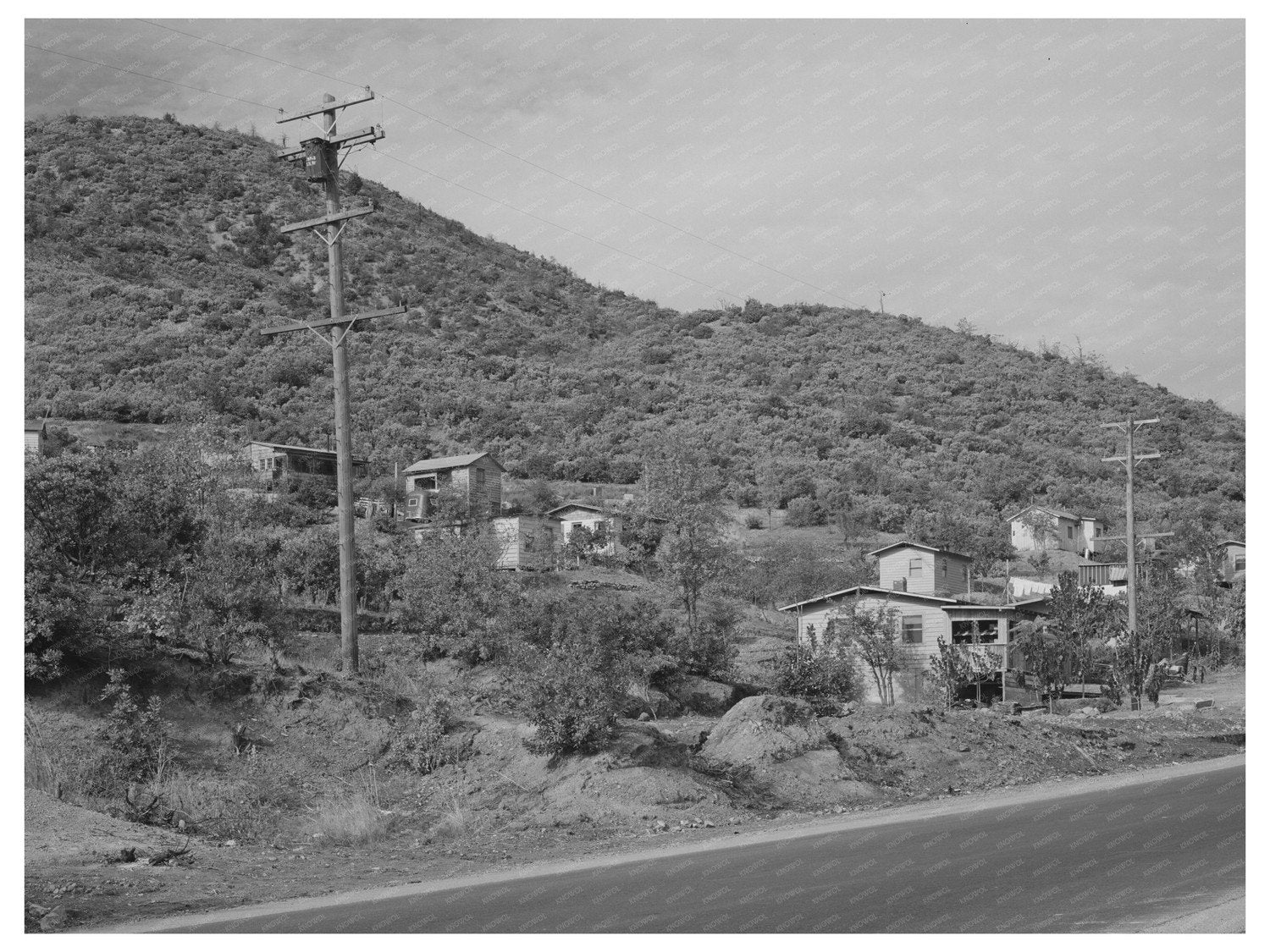 Houses in Summit City California November 1940