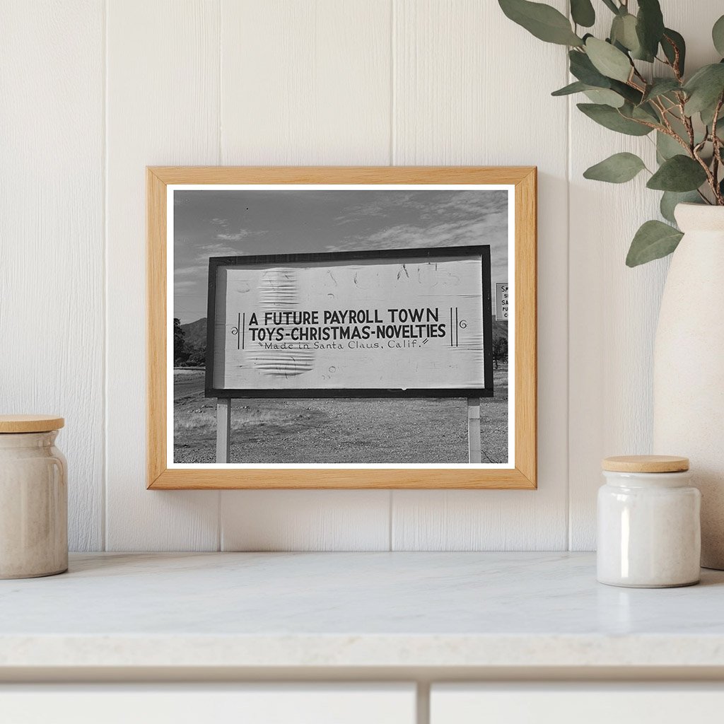 Santa Claus California Sign November 1940 Vintage Photo