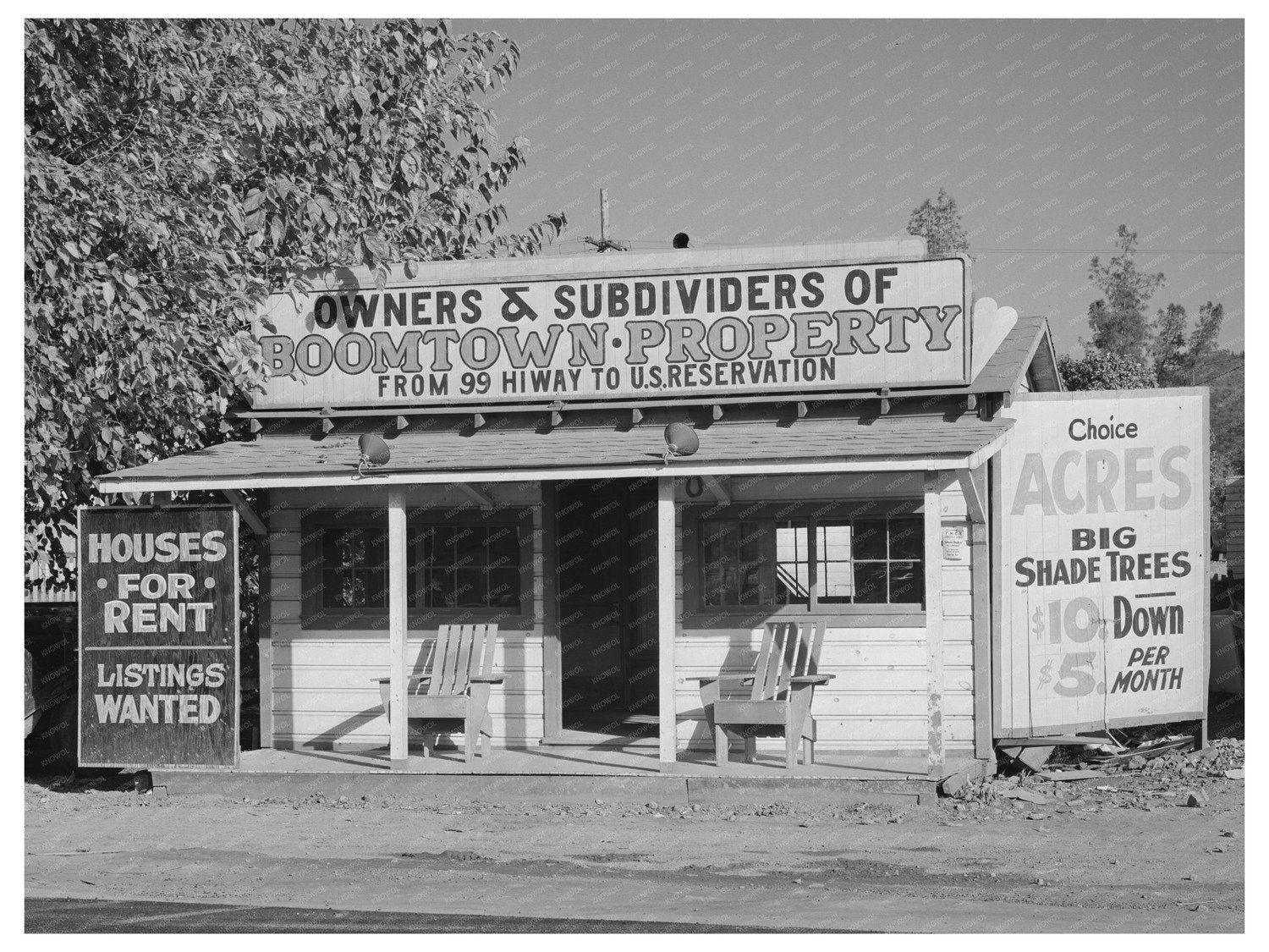 1940 Vintage Real Estate Office Central Valley California