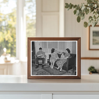 San Diego Family in Rented House December 1940