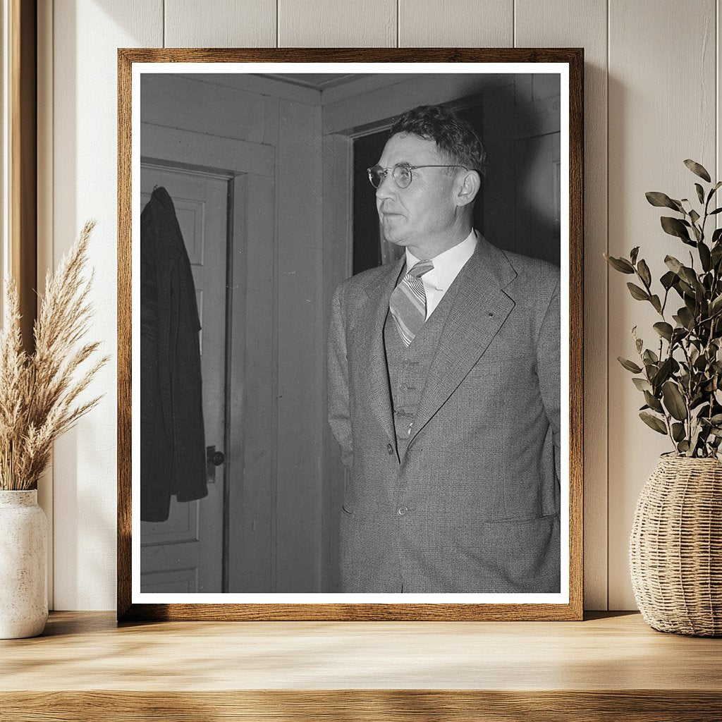 Speaker at Farmers Meeting Gold Hill California 1940