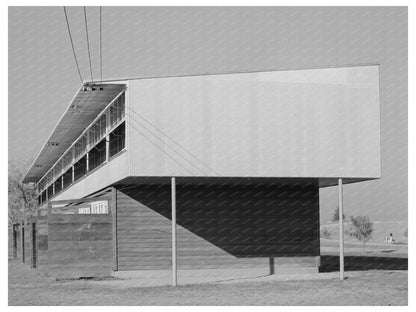 1940 Yuba City Farm Workers Apartments Image