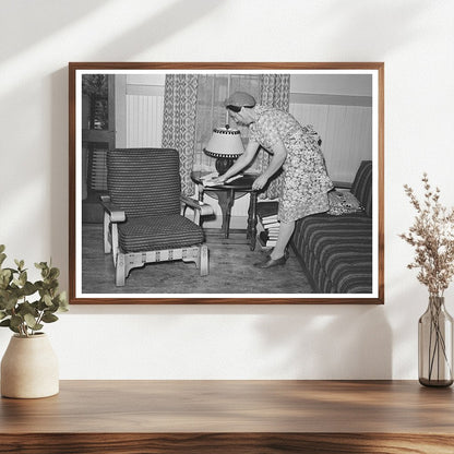 Wife of Fruit Farmer in Placer County December 1940