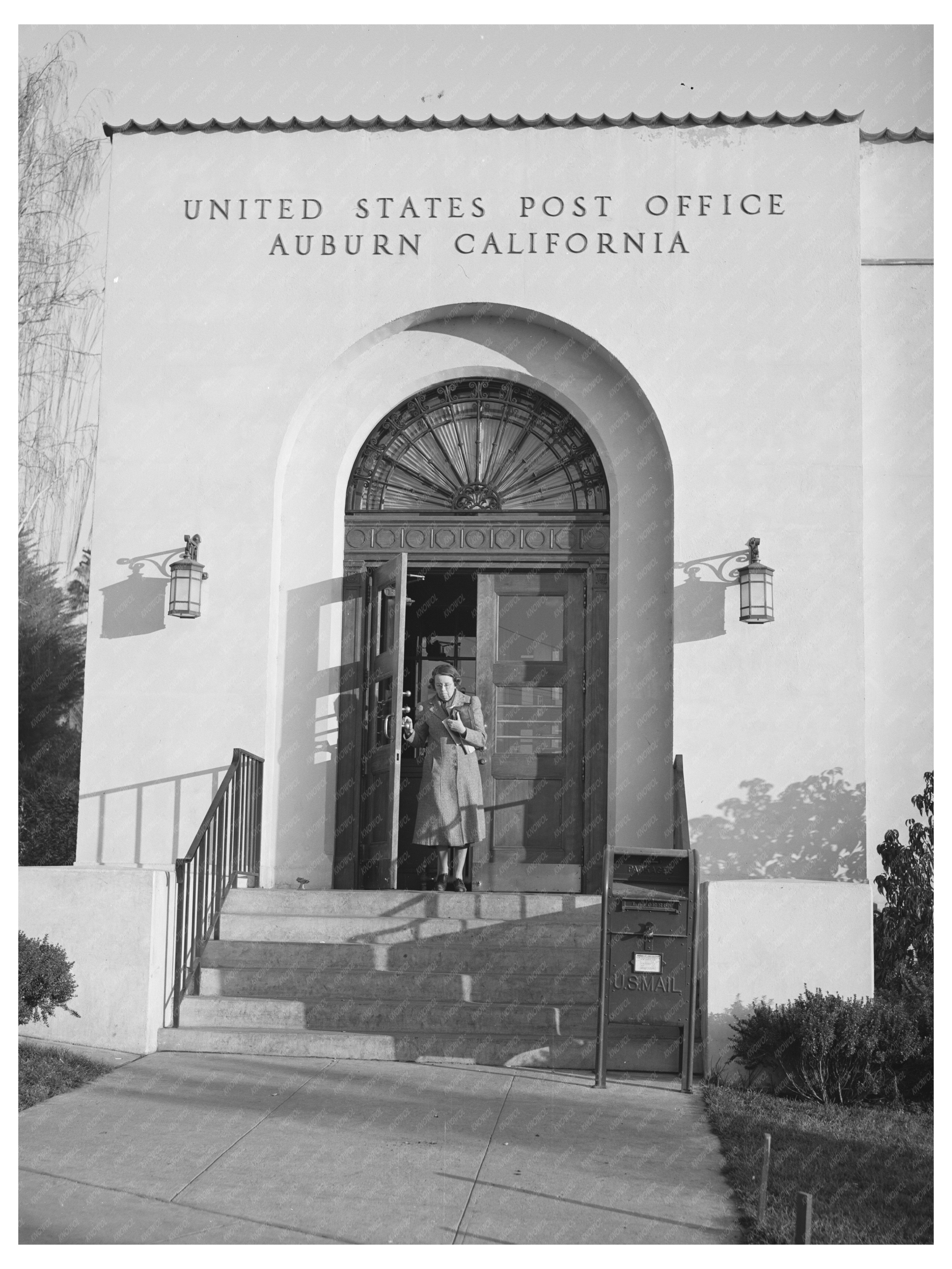 Auburn California Post Office December 1940 Vintage Photo