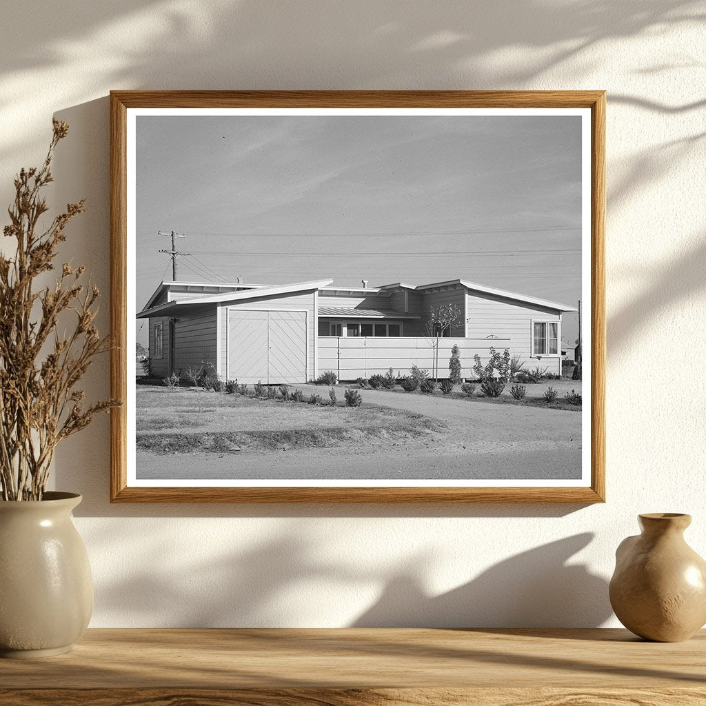 Camp Managers House Yuba City California December 1940