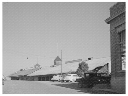 Bank of America and Earl Fruit Company New Castle 1940