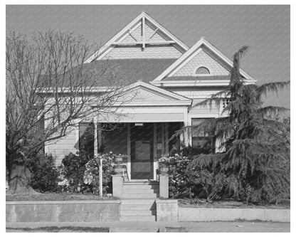 Vintage House in Loomis California December 1940