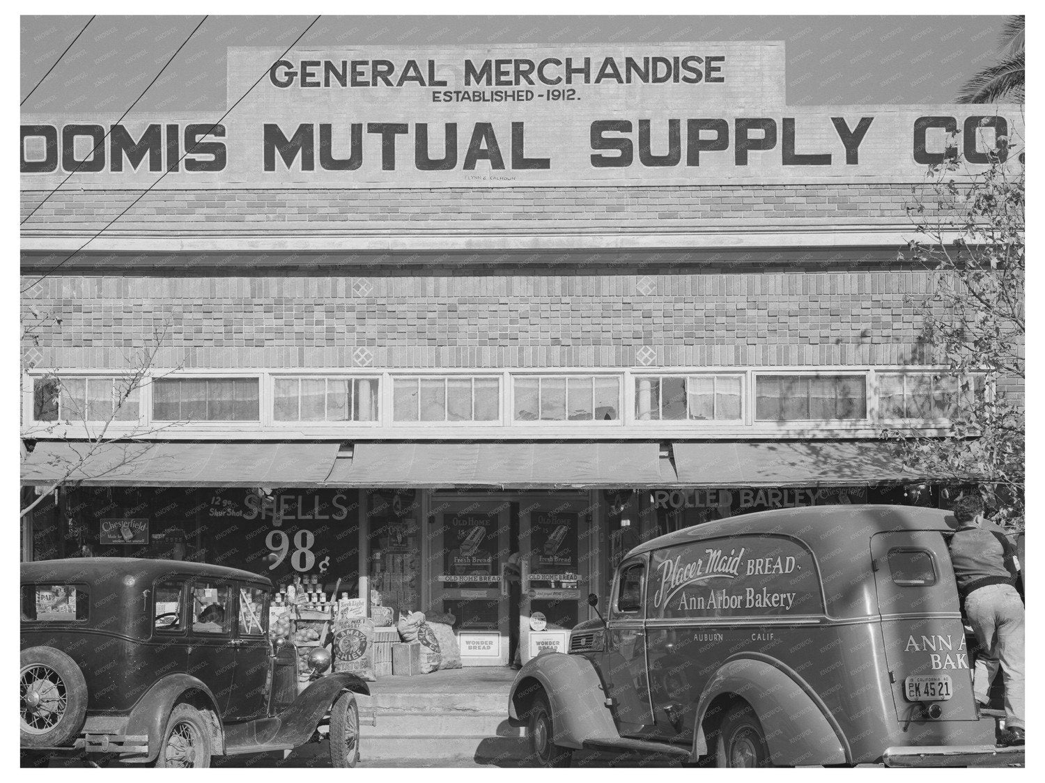 Vintage Store in Loomis California December 1940