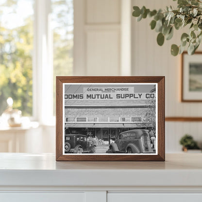 Vintage Store in Loomis California December 1940