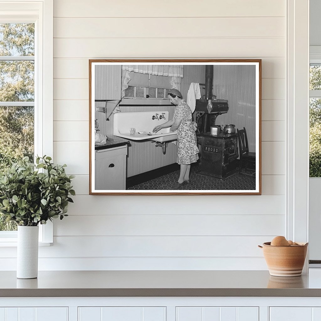 1940 Vintage Kitchen of Placer County Fruit Farmer