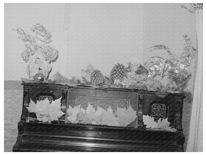 Loomis Fruit Association Dinner Decorations December 1940