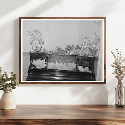 Loomis Fruit Association Dinner Decorations December 1940