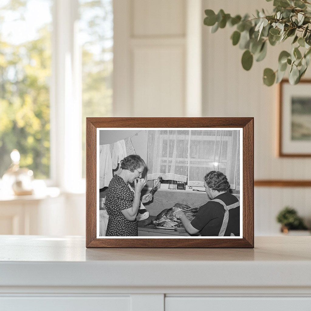 Kitchen Scene from Loomis Fruit Association December 1940