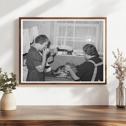 Kitchen Scene from Loomis Fruit Association December 1940