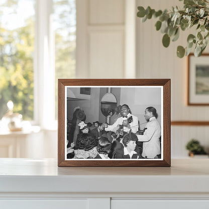 Chicago Tavern April 1941 Urban Life FSA OWI Collection