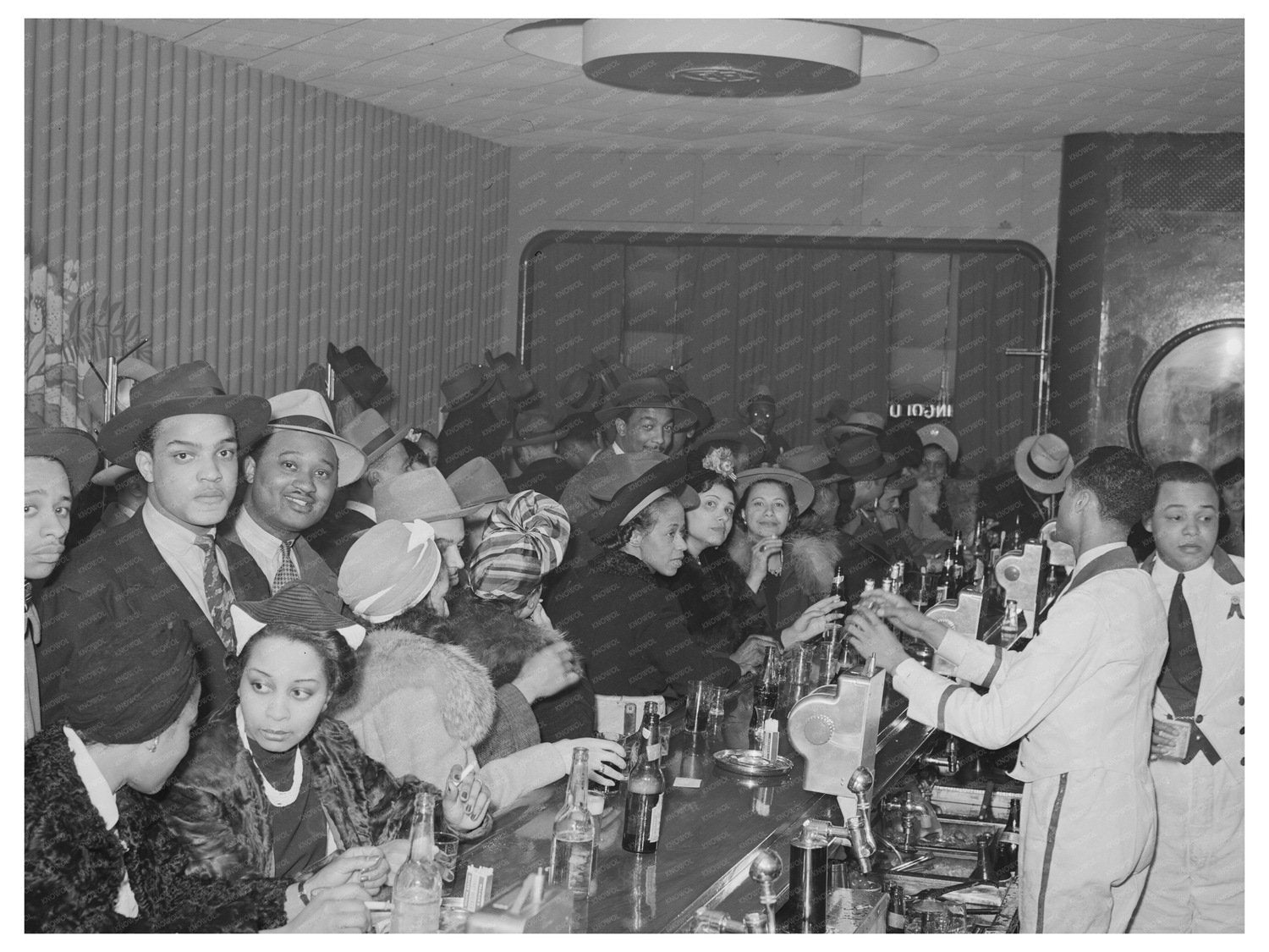 1941 Chicago Southside Bar Vintage Photo