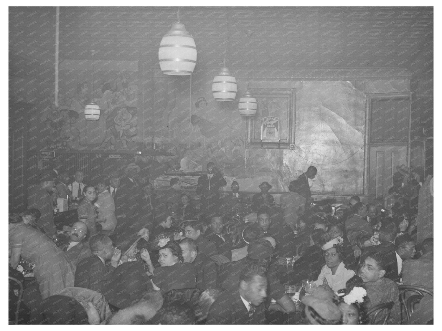 1941 Vintage Photo of South Side Chicago Tavern