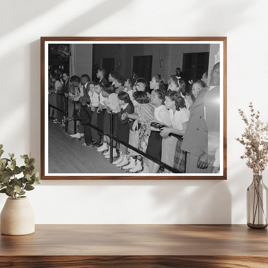 1941 Chicago Rollerskating Exhibition Crowd Photo