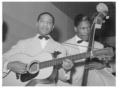 Musician Performing in Chicago Tavern April 1941