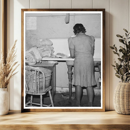 Family Washday Activities Relief Assistance Chicago 1941