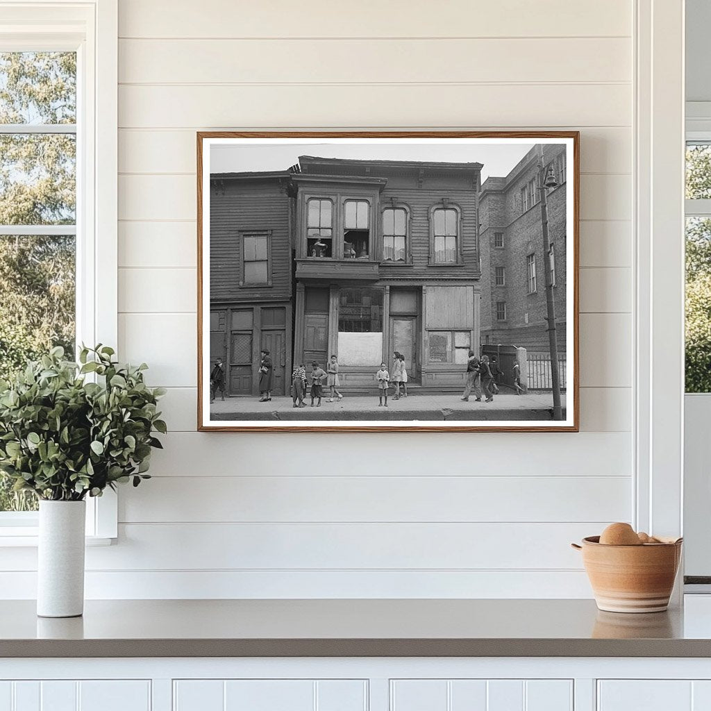 1941 Vintage Chicago Neighborhood with Children and House