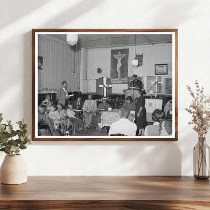 Baptist Church Scene Chicago April 1941 Vintage Photo