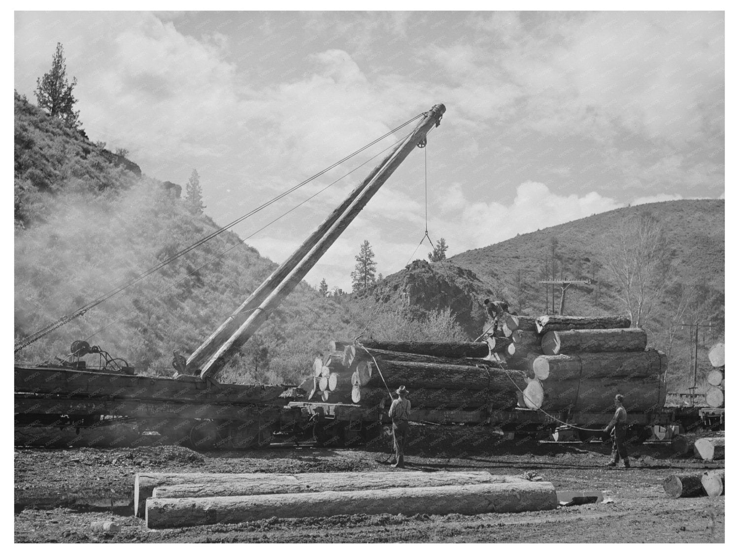 1941 Timber Industry Log Lifting in Baker County Oregon