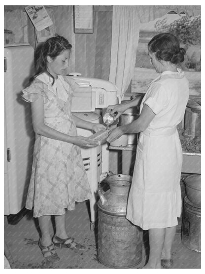 Mrs. Browning and Daughter Fill Ice Trays Malheur County 1941