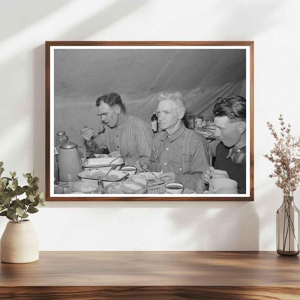 1941 Vintage Photo of Sheepman at Dinner in Oregon