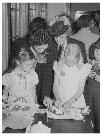 Schoolchildren and Mothers at 4-H Club Fair May 1941