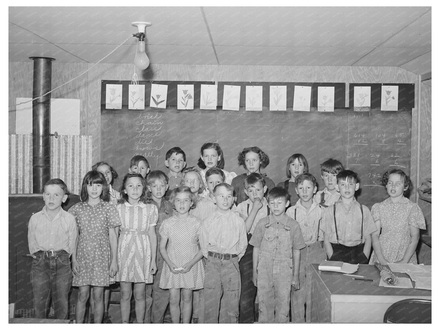 Schoolchildren at Farm Workers Camp Caldwell Idaho 1941