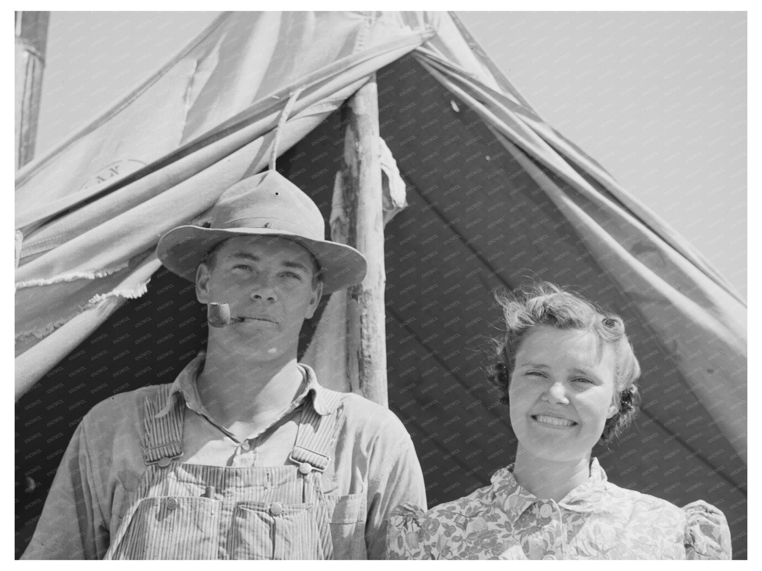 1941 Farmer and Wife at Vale-Owyhee Oregon Irrigation Project