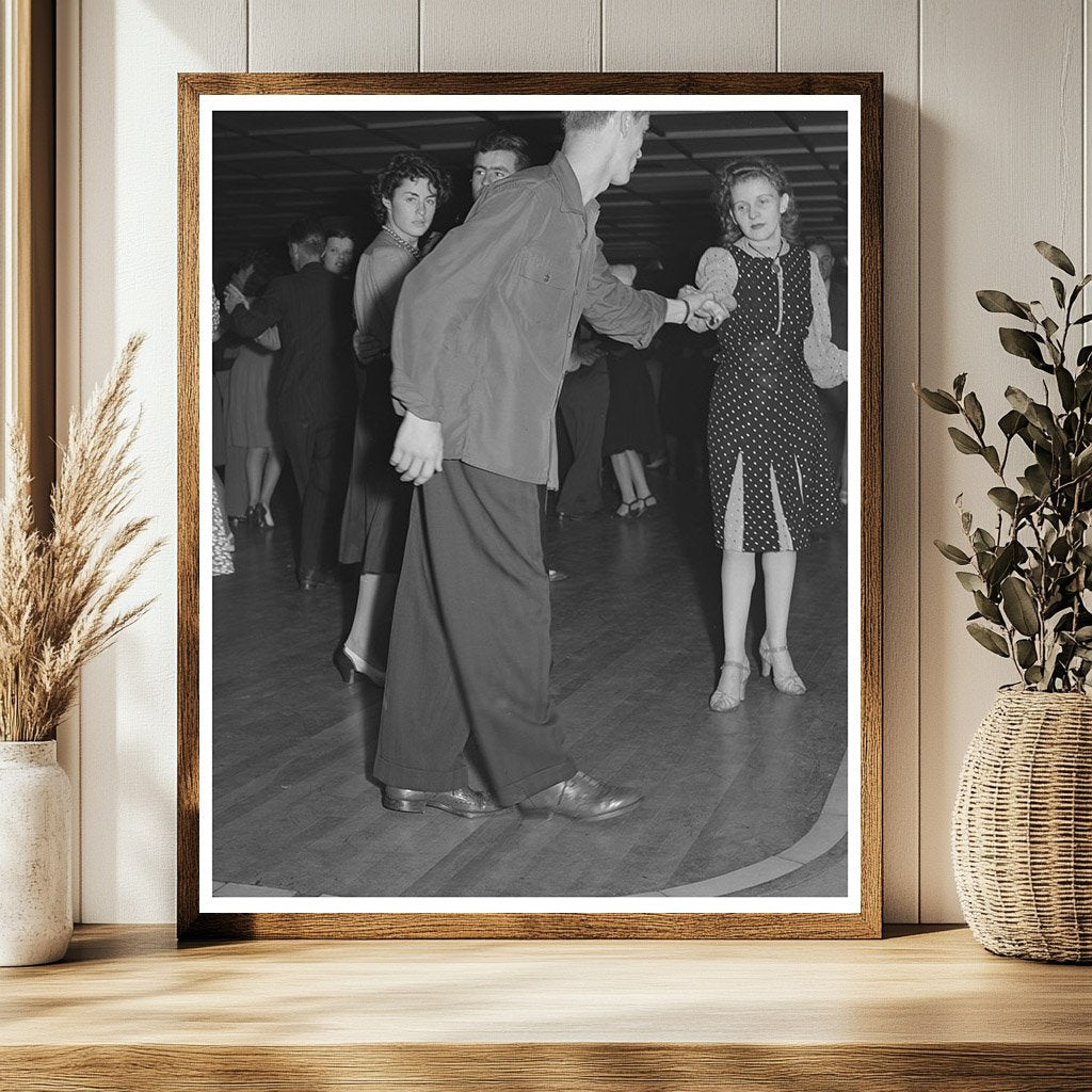 Dancers at San Diego Dance Hall May 1941 FSA Collection