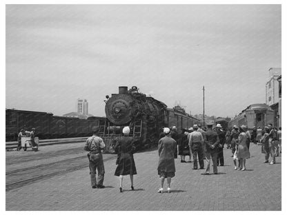San Diego Railroad Station June 1941 Busy Scene