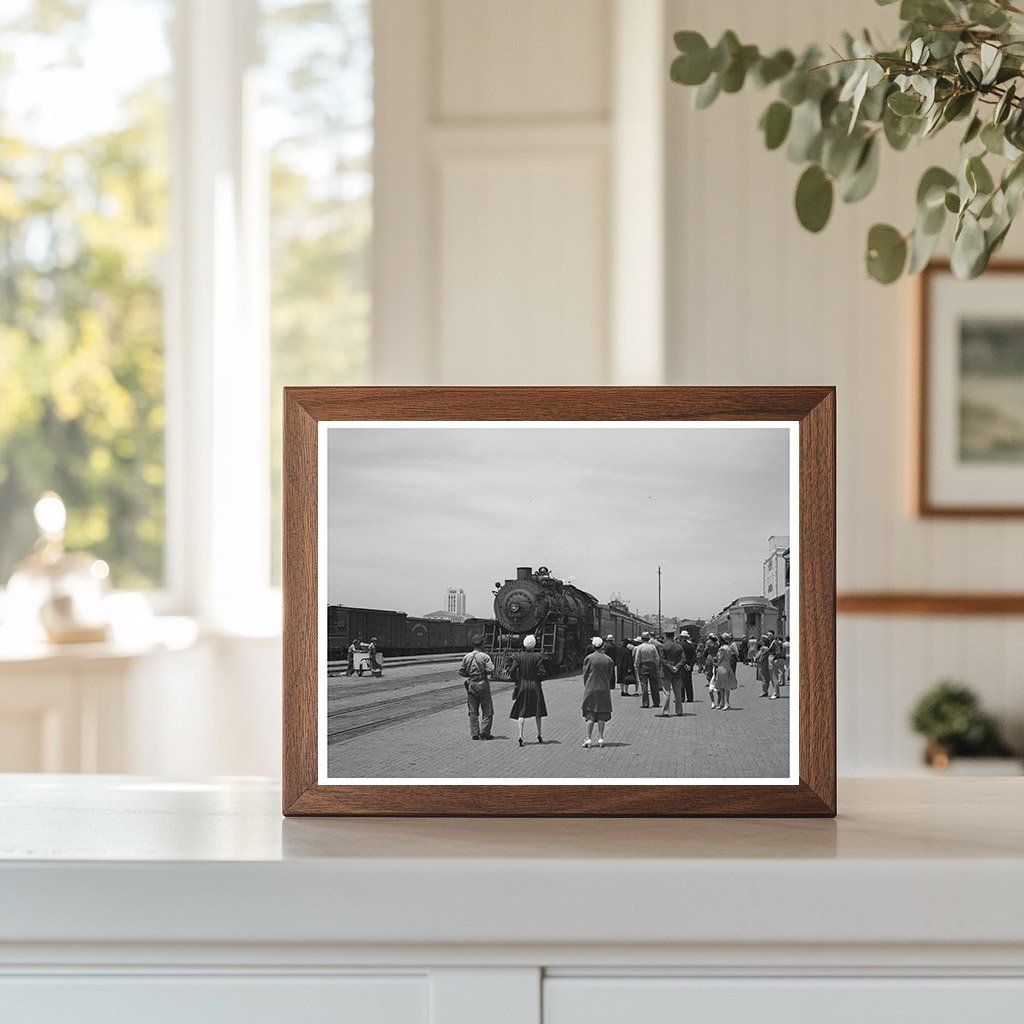 San Diego Railroad Station June 1941 Busy Scene