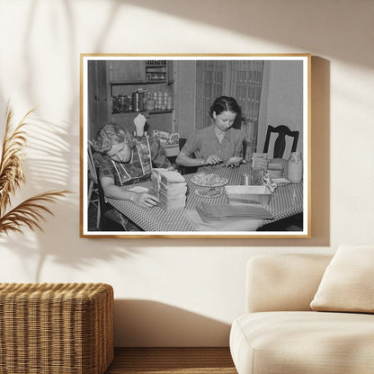 San Diego Boarding House Maids Prepare Sandwiches 1941