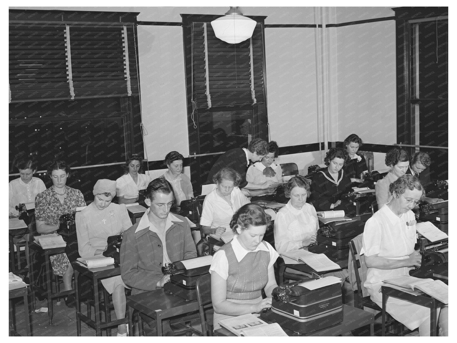 1941 Vintage Typing Class at San Diego Vocational School